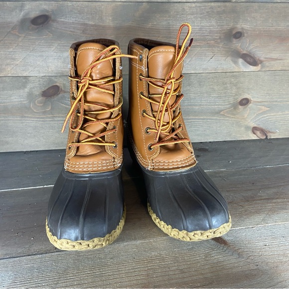 Ll Bean Womens size 6 duck boots brown waterproof hunting shoes - Picture 6 of 8